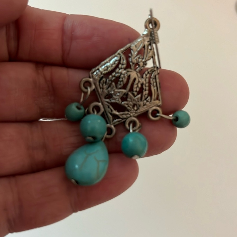 Earrings dangling long turquoise stone triangular shape silver tone metal design - Picture 5 of 9